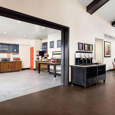 Hampton Inn & Suites Fort Wayne-North Buitenkant foto