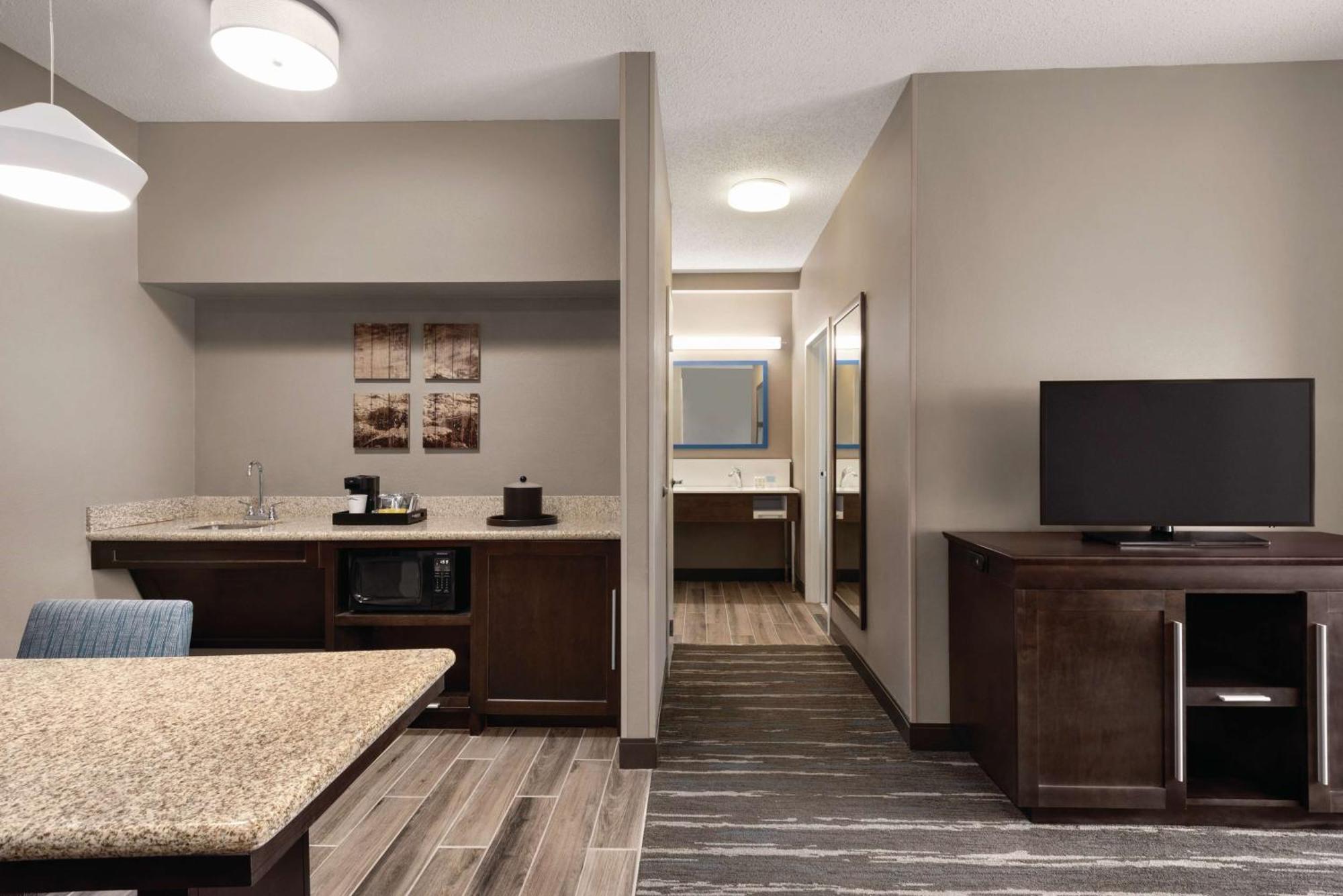 Hampton Inn & Suites Fort Wayne-North Buitenkant foto