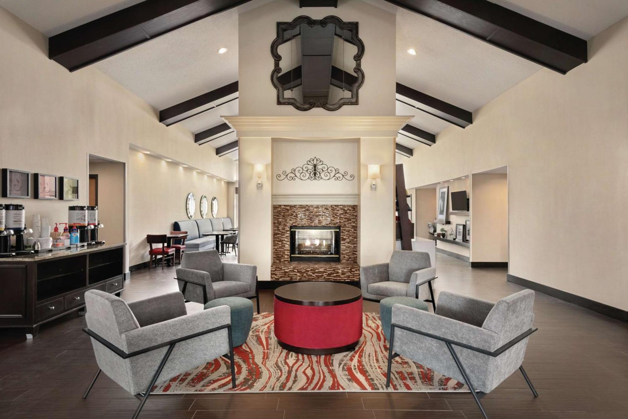 Hampton Inn & Suites Fort Wayne-North Buitenkant foto
