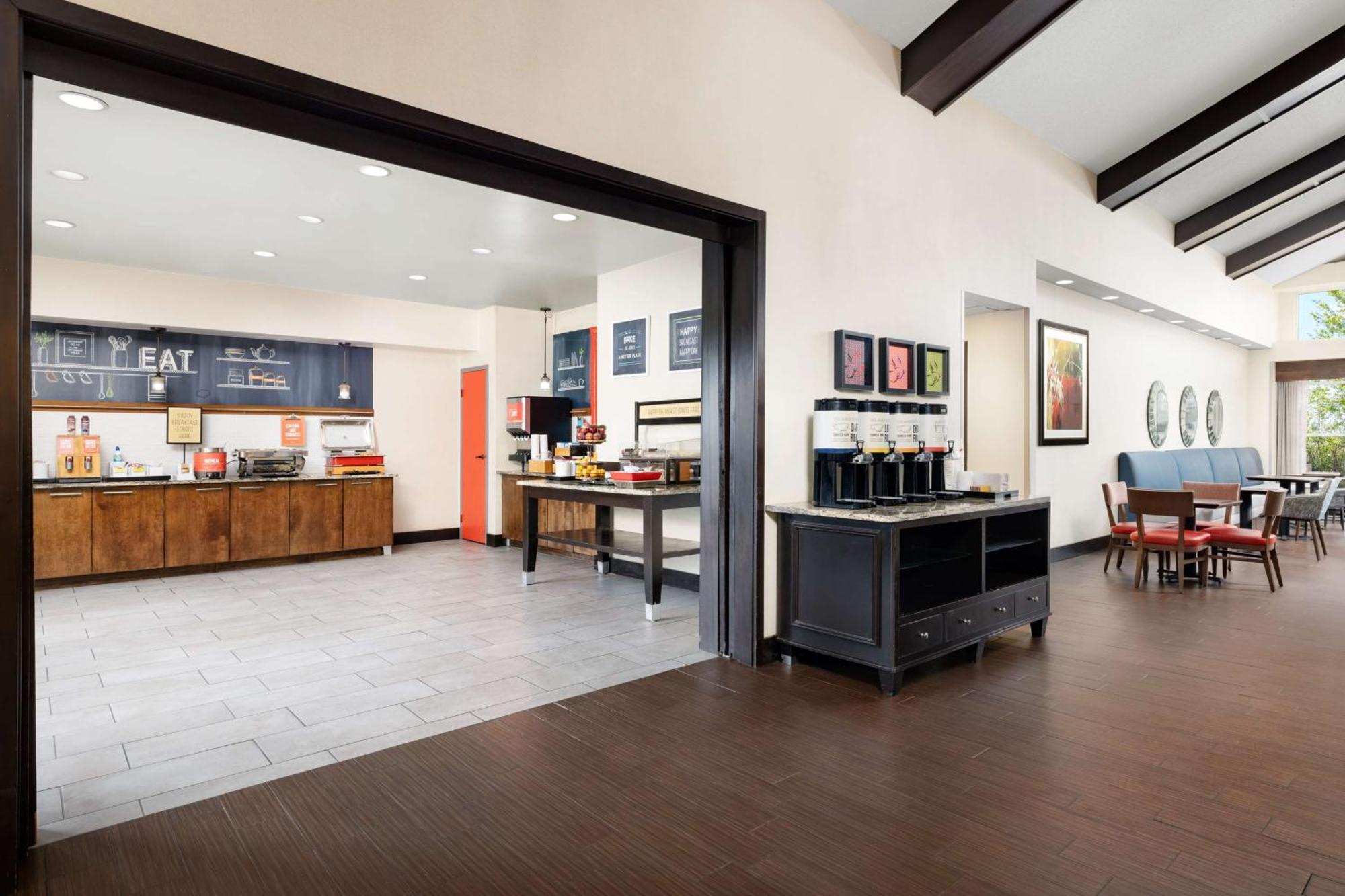 Hampton Inn & Suites Fort Wayne-North Buitenkant foto