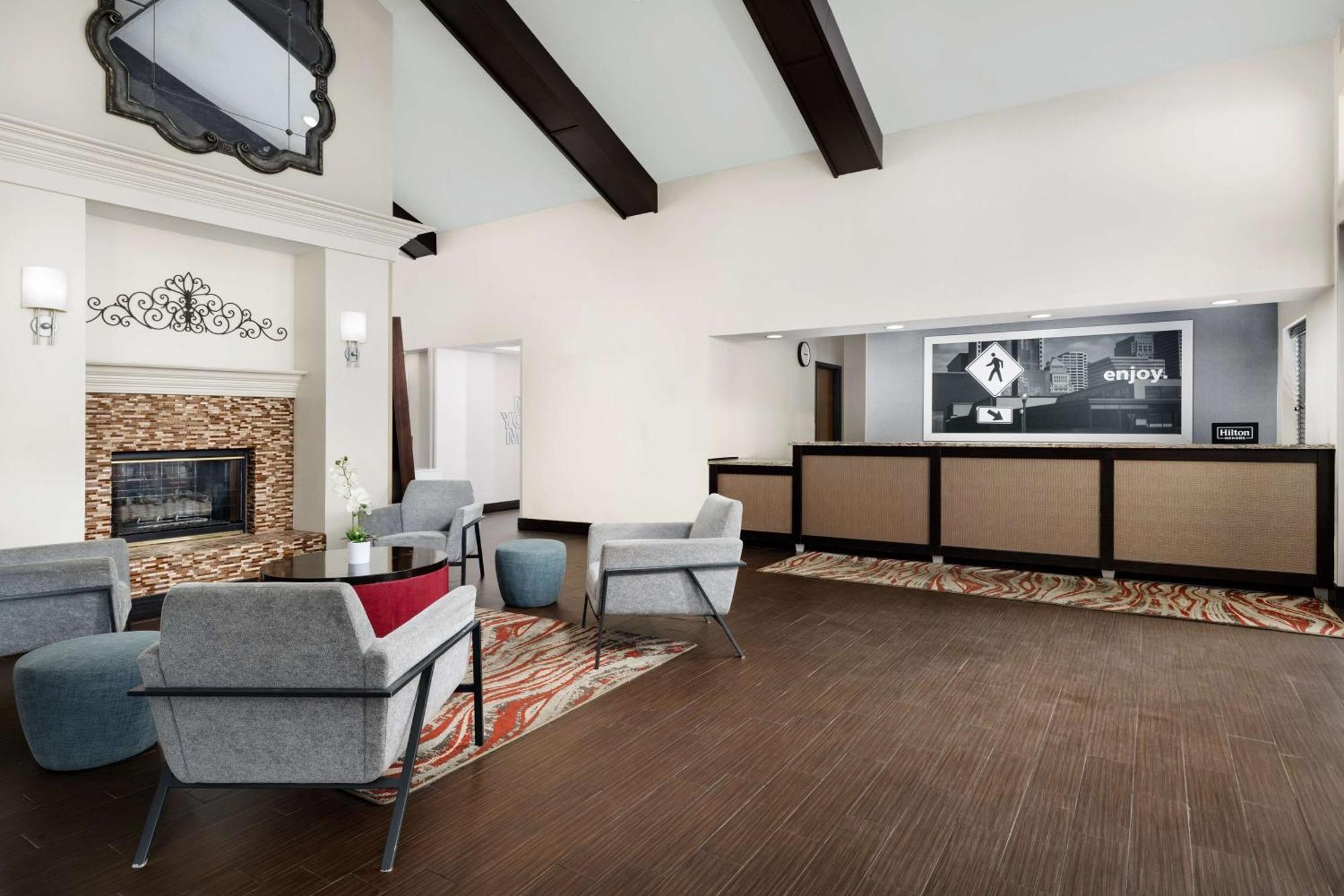 Hampton Inn & Suites Fort Wayne-North Buitenkant foto