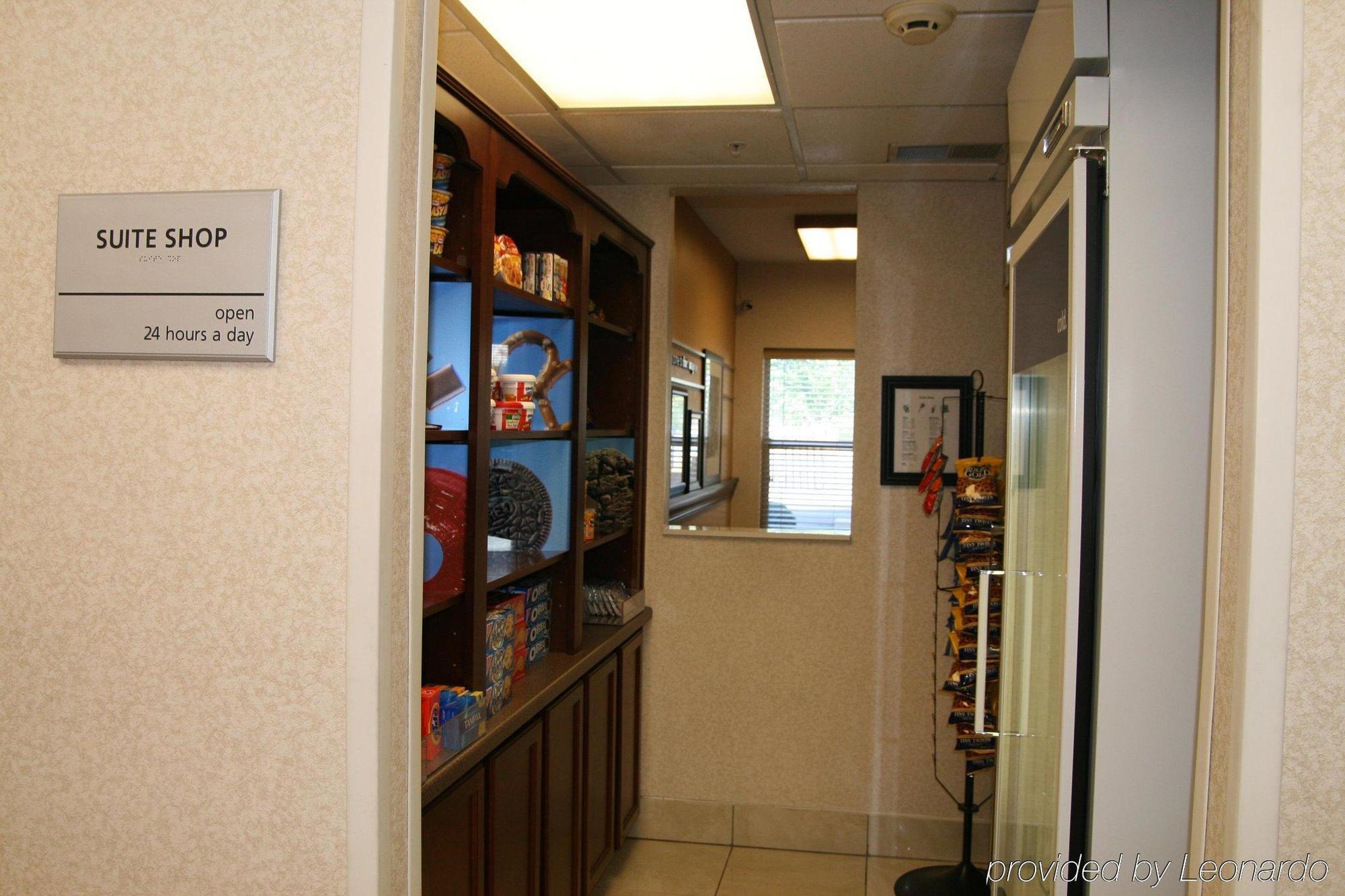 Hampton Inn & Suites Fort Wayne-North Buitenkant foto