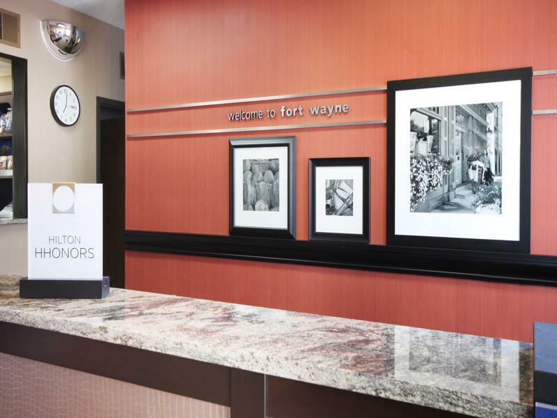 Hampton Inn & Suites Fort Wayne-North Buitenkant foto